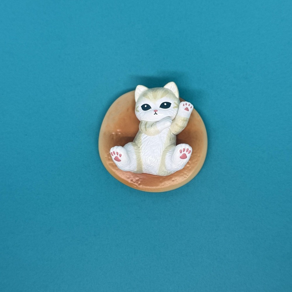 Mofusand Cute Kawaii Cat pancake Beige White Small
